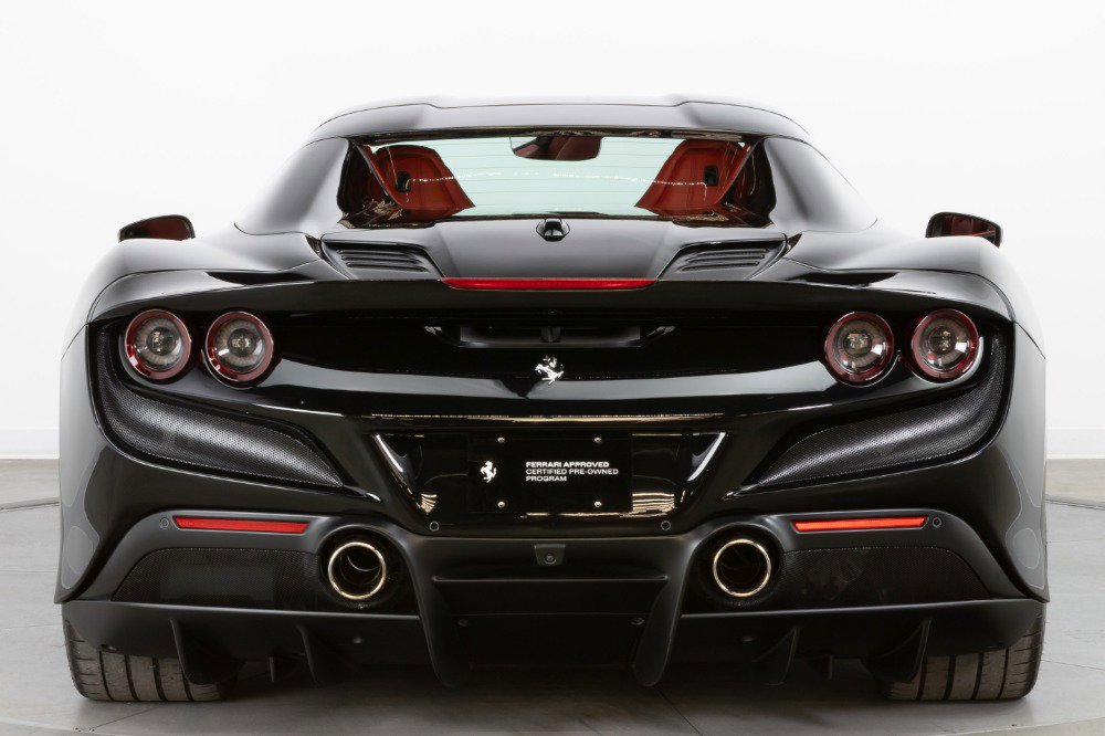 Certified 2021 Ferrari F8 Tributo image 14