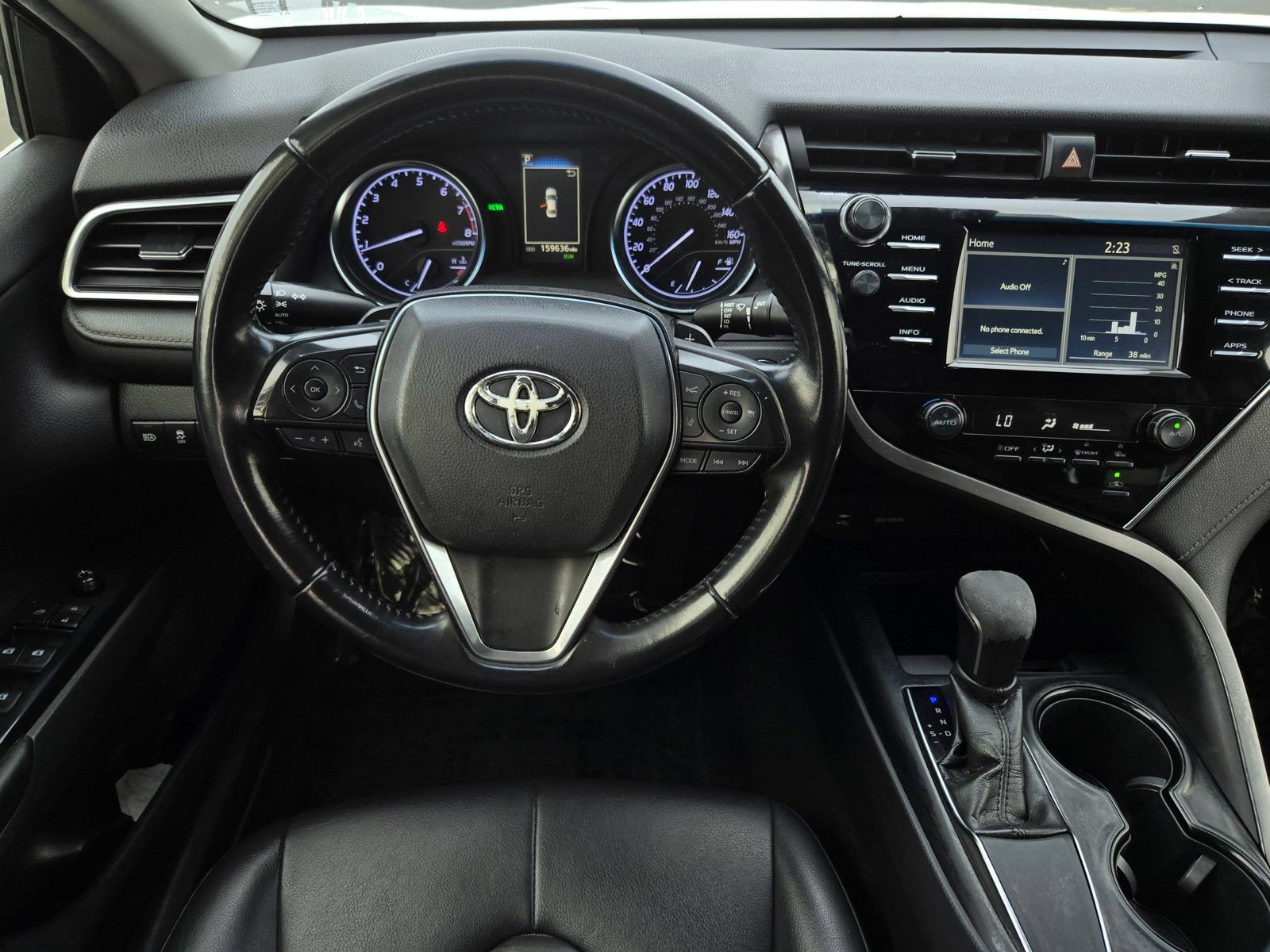 Used 2018 Toyota Camry SE w/ Moonroof Package FWD image 10