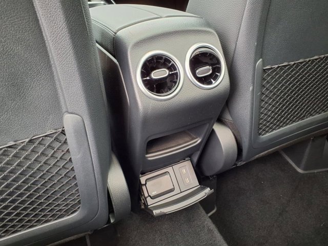 Used 2025 Mercedes-Benz GLA 250 4MATIC image 18