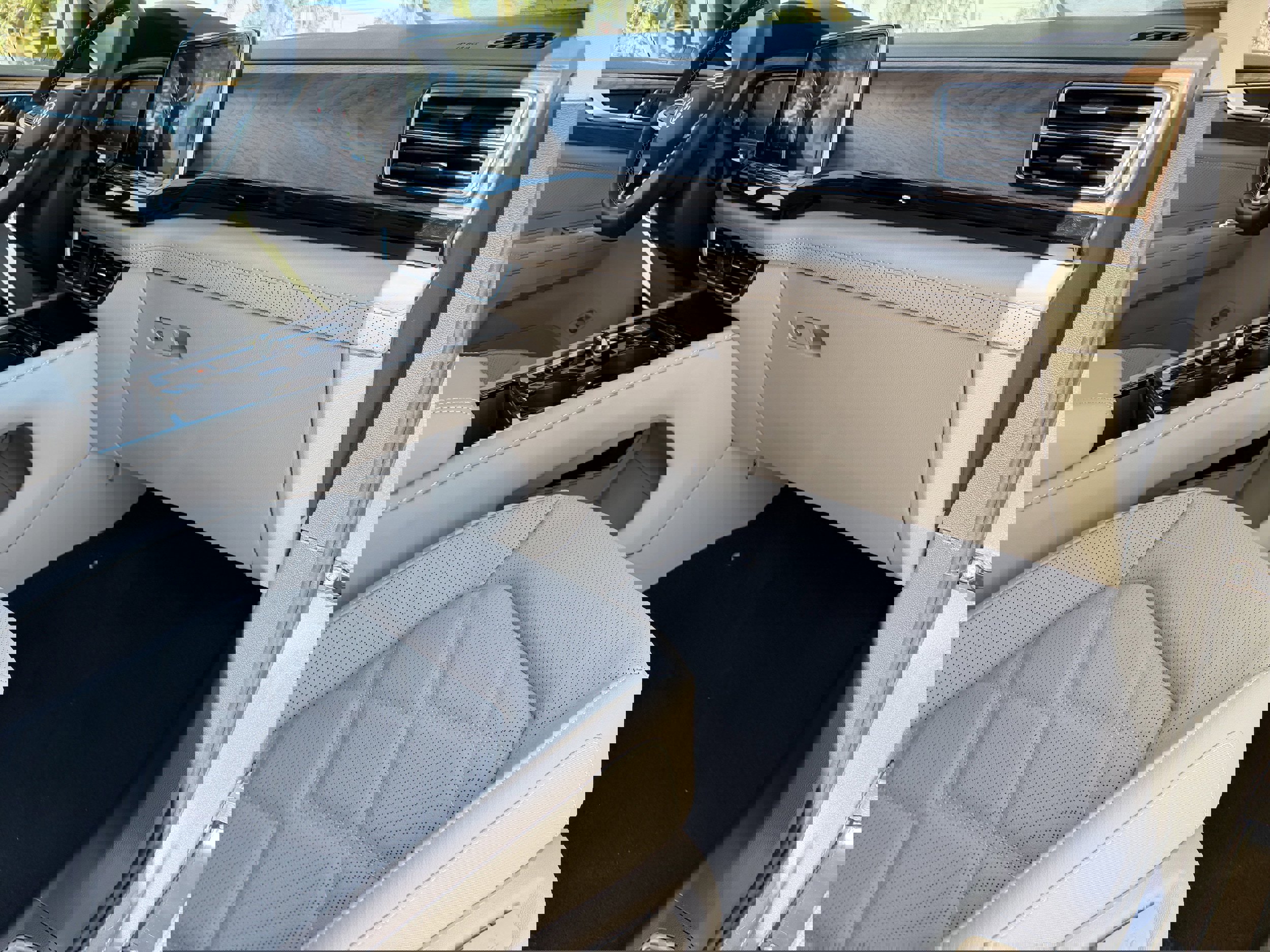 New 2026 Volkswagen Atlas SE image 10