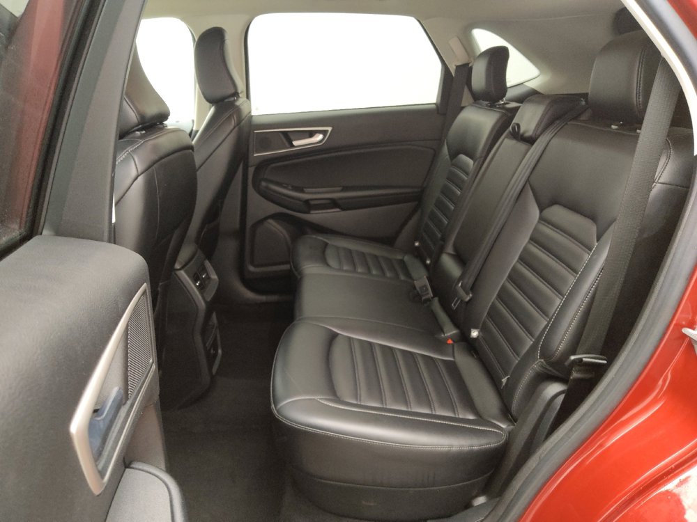 Used 2023 Ford Edge SEL image 18