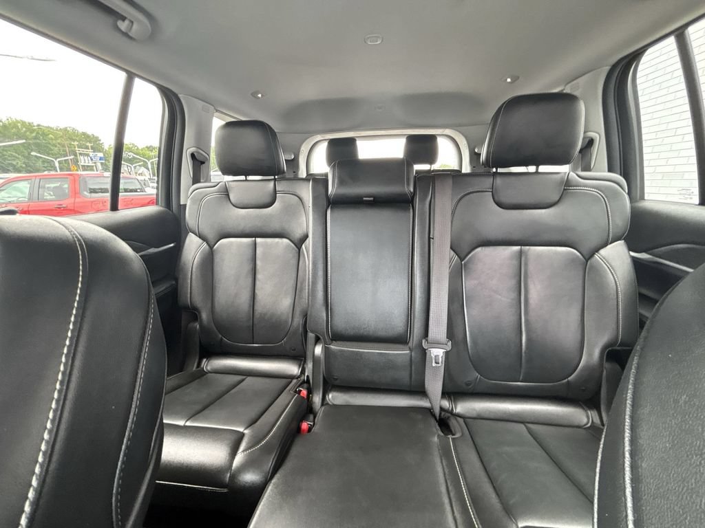 Used 2021 Jeep Grand Cherokee L Limited AWD/4WD image 25