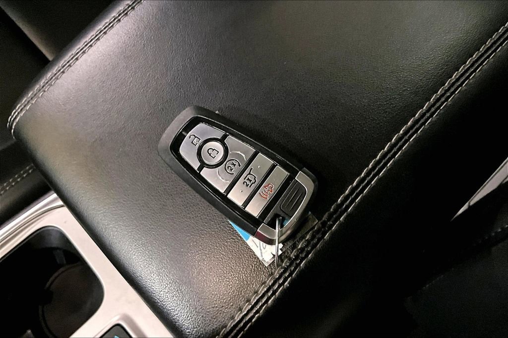 Certified 2023 Ford Explorer XLT w/ Equipment Group 202A image 28