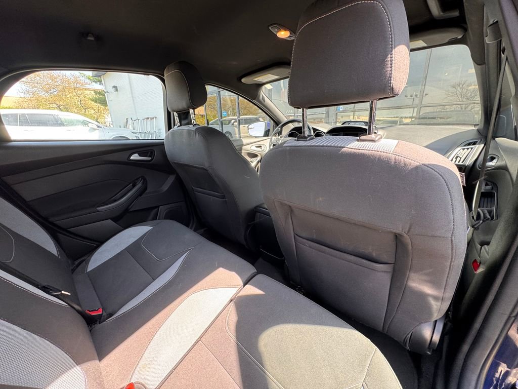 Used 2017 Ford Focus ST image 27