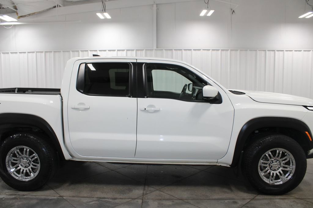 Used 2023 Nissan Frontier PRO-4X w/ Pro-4X Premium Package image 11