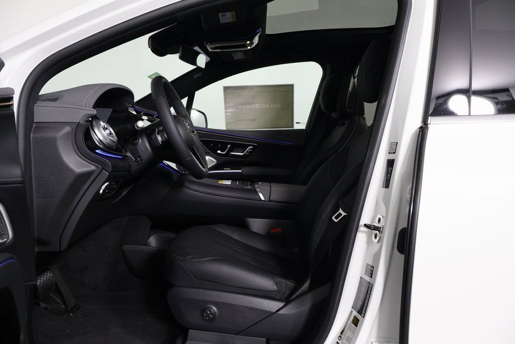 New 2026 Mercedes-Benz EQS 400 4MATIC SUV image 5