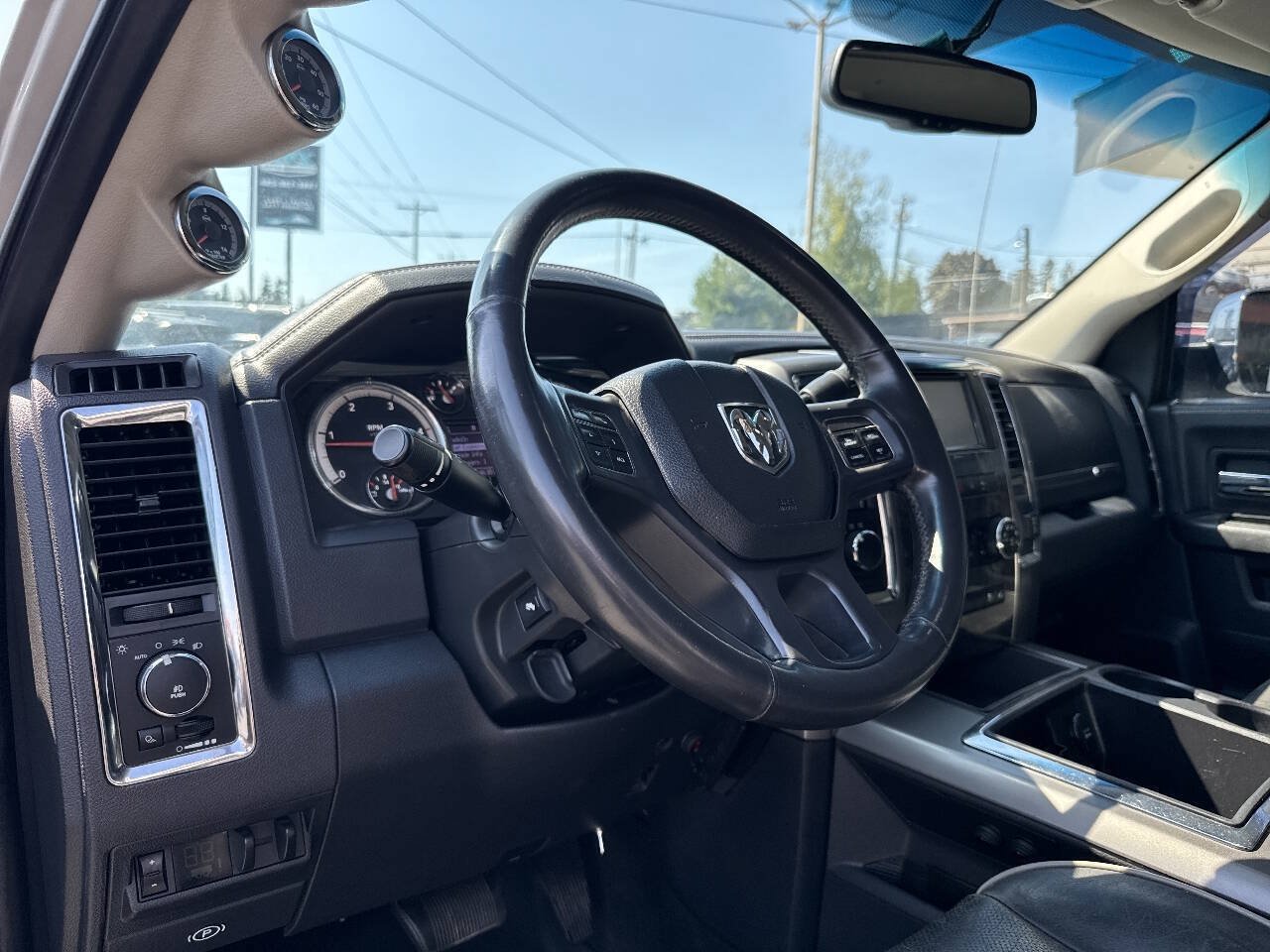 Used 2012 RAM 3500 Laramie Limited AWD/4WD image 31