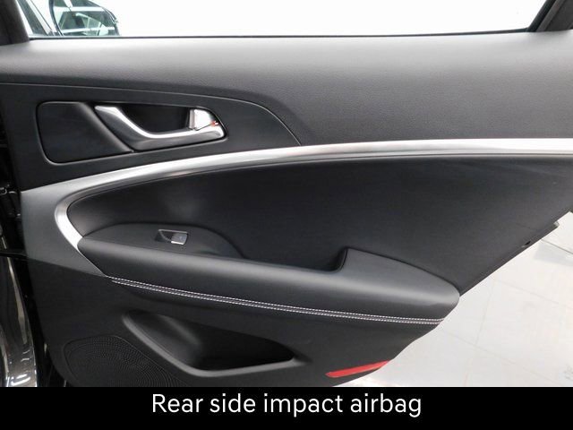 Used 2026 Genesis G70 2.5T image 26