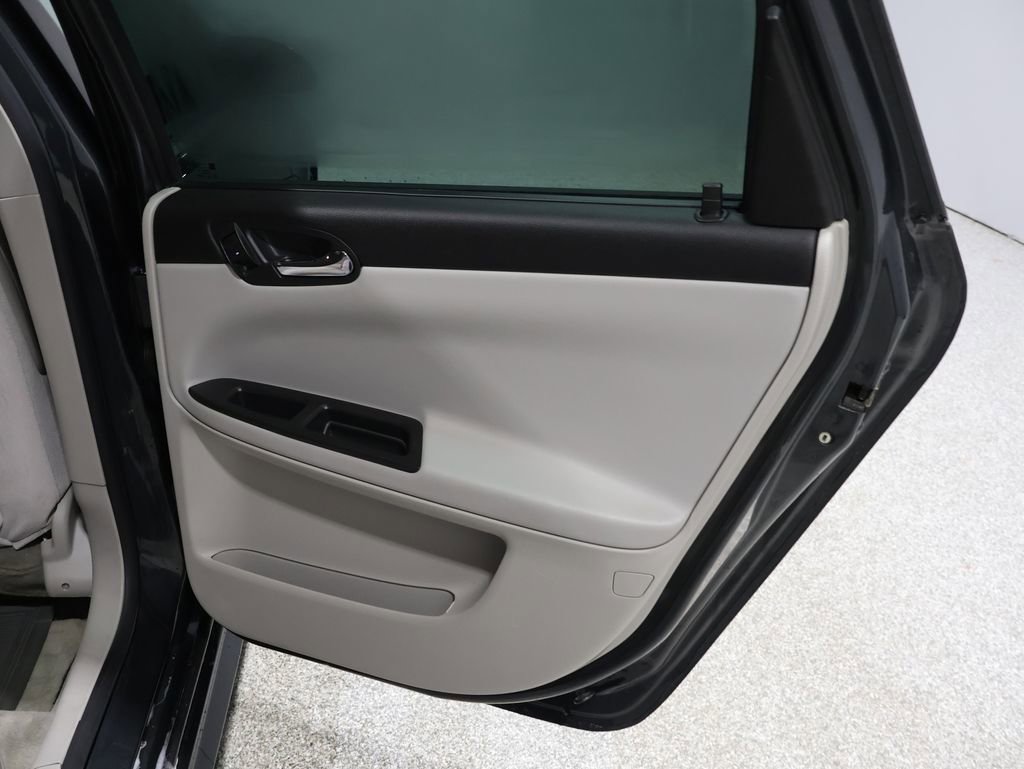 Used 2012 Chevrolet Impala LT image 23