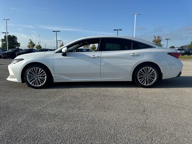 Used 2020 Toyota Avalon Limited w/ Advanced Safety Package FWD image 3