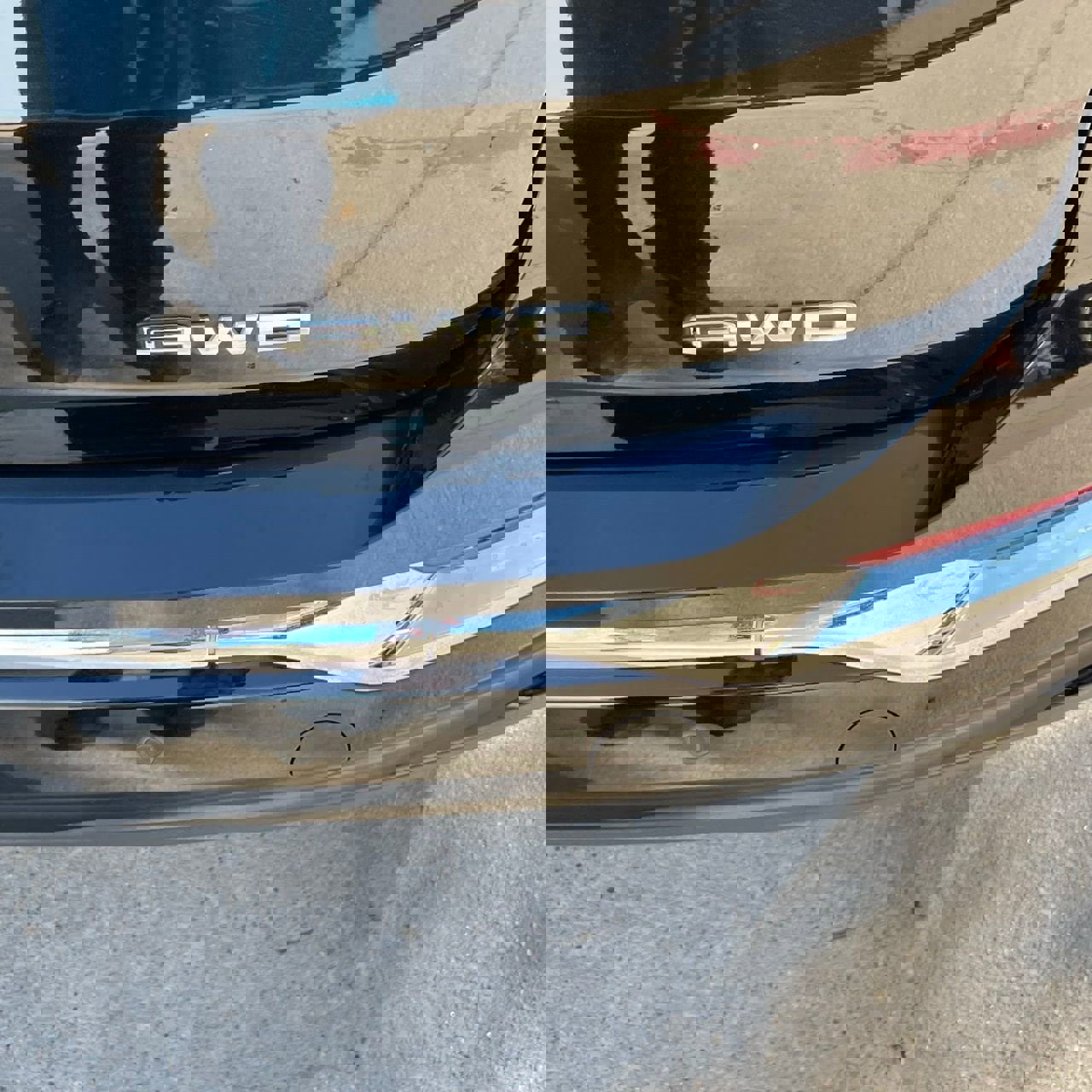 Used 2022 GMC Terrain Denali w/ LPO, Cargo Package image 6