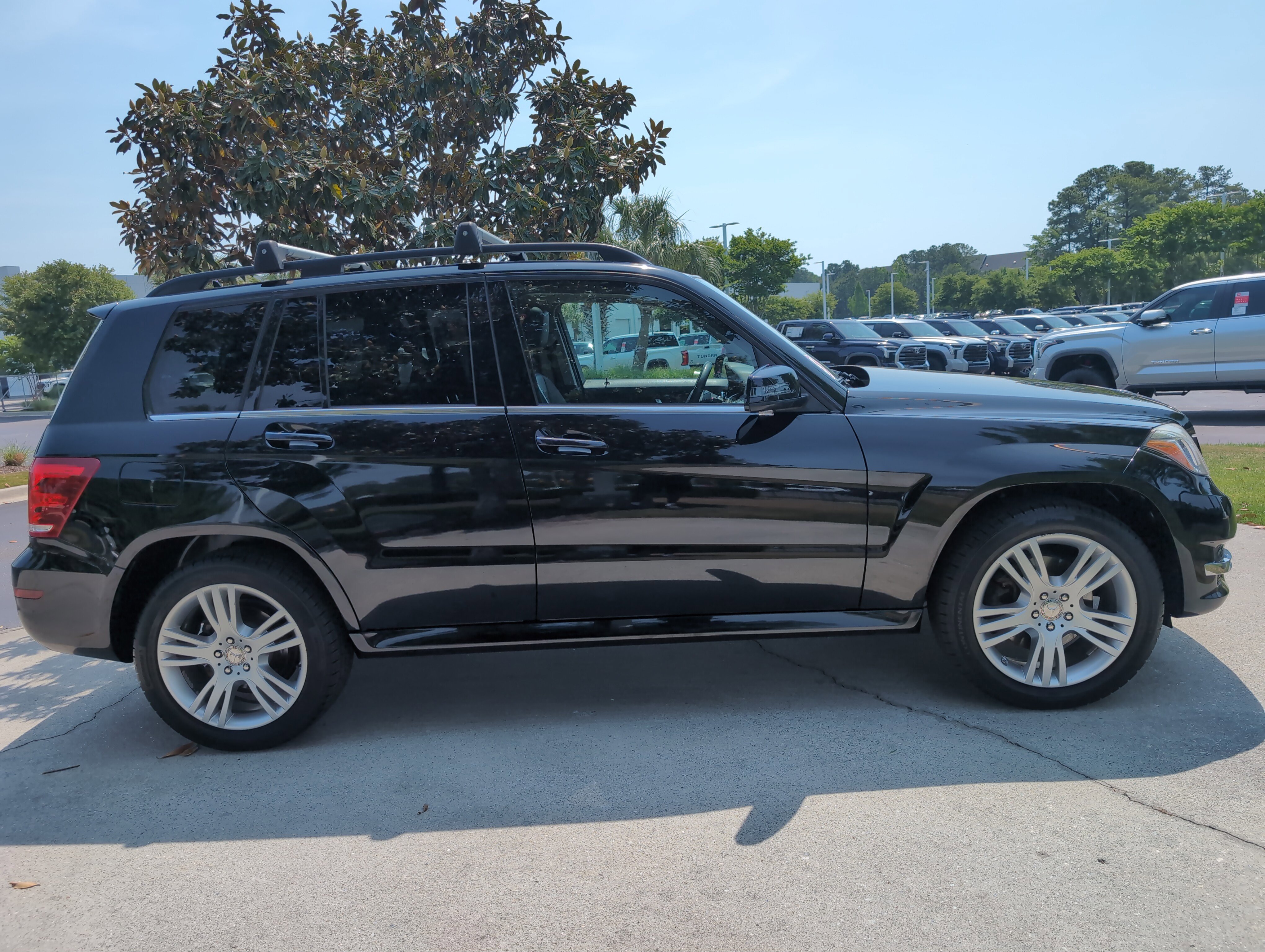 Used 2015 Mercedes-Benz GLK 350 4MATIC image 11