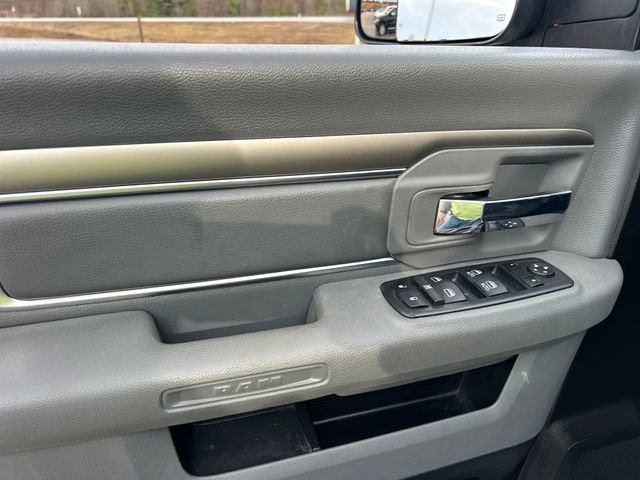 Used 2019 RAM 1500 Classic Warlock image 36