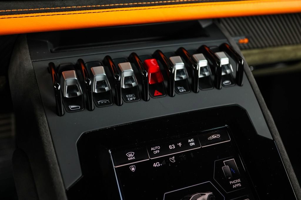 Used 2024 Lamborghini Huracan Sterrato AWD/4WD image 42