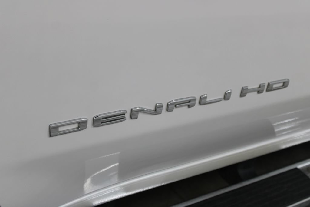 Used 2020 GMC Sierra 2500 Denali w/ Denali Ultimate Package AWD/4WD image 16