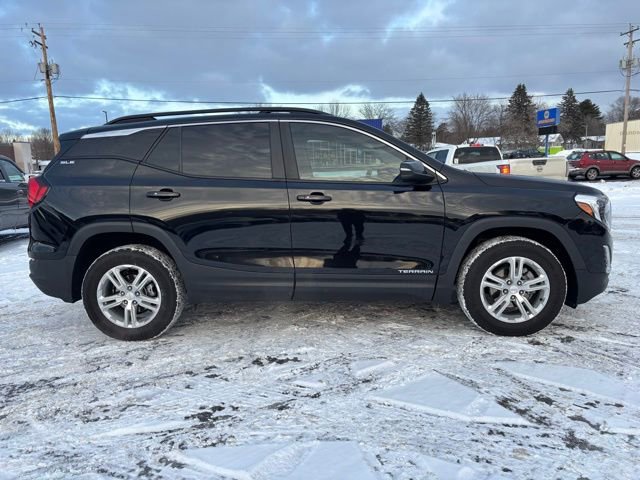 Used 2021 GMC Terrain SLE w/ Driver Convenience Package image 8