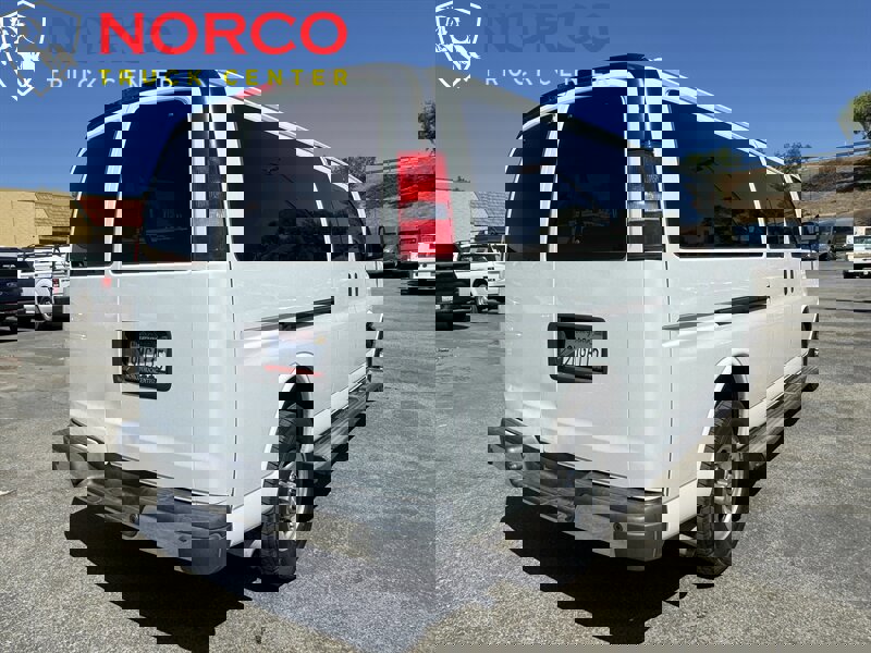 Used 2021 Chevrolet Express 3500 LT w/ LT Preferred Equipment Group image 11