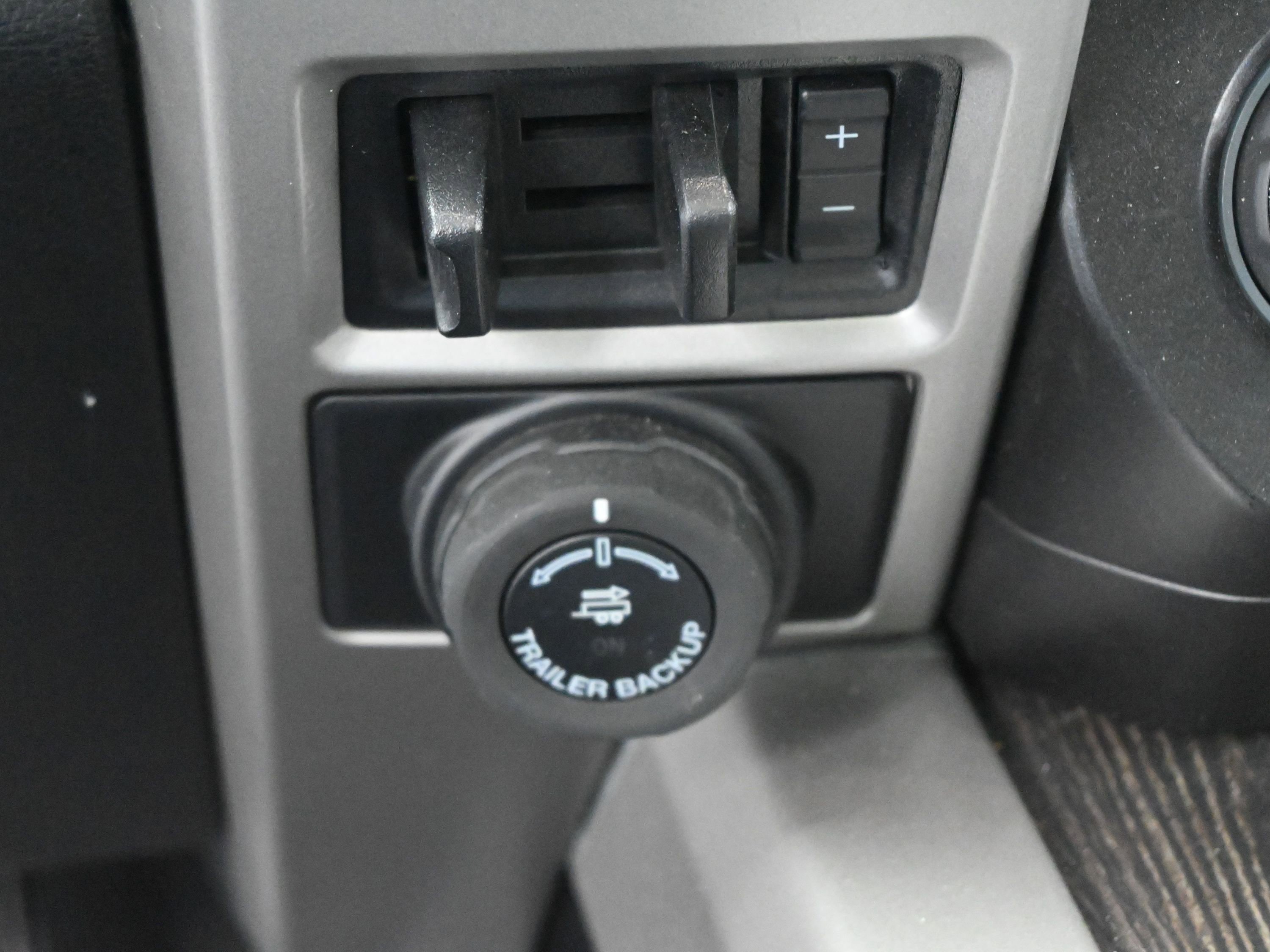 Used 2021 Ford F250 Lariat w/ Lariat Ultimate Package image 26