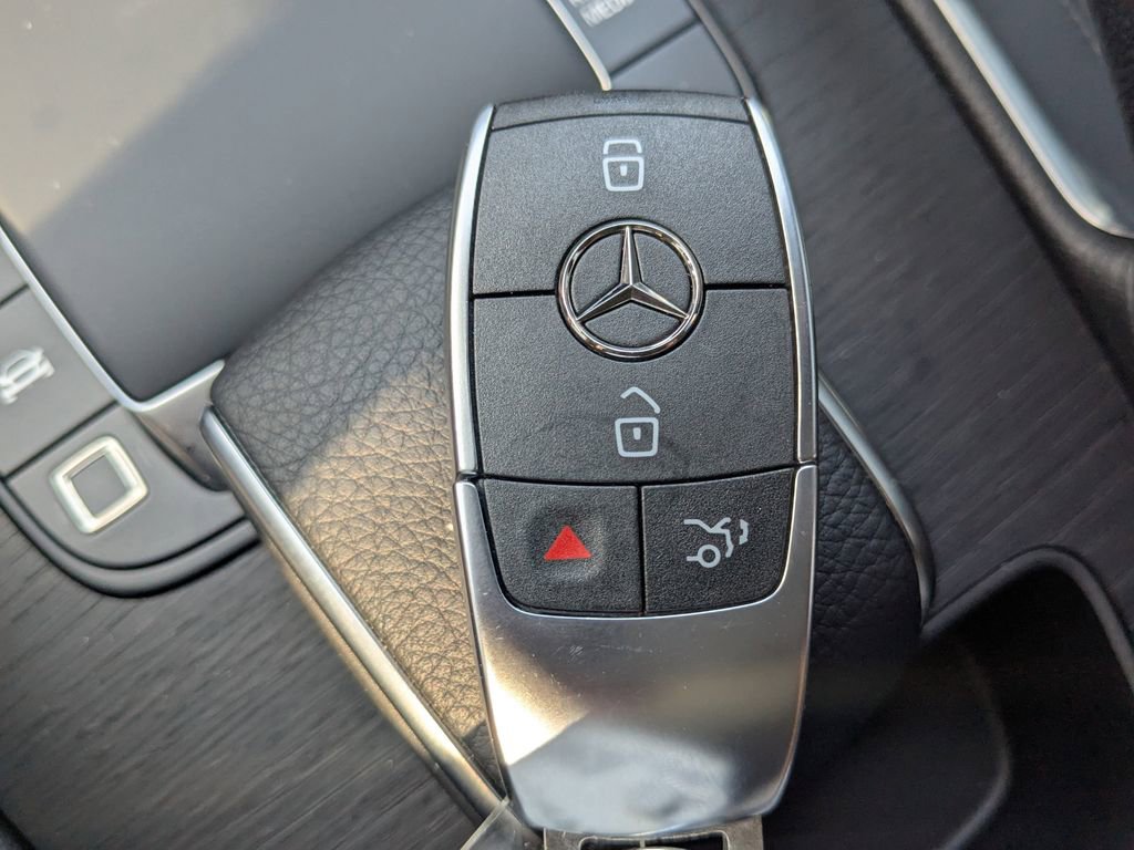 Certified 2025 Mercedes-Benz GLE 450e 4MATIC image 24