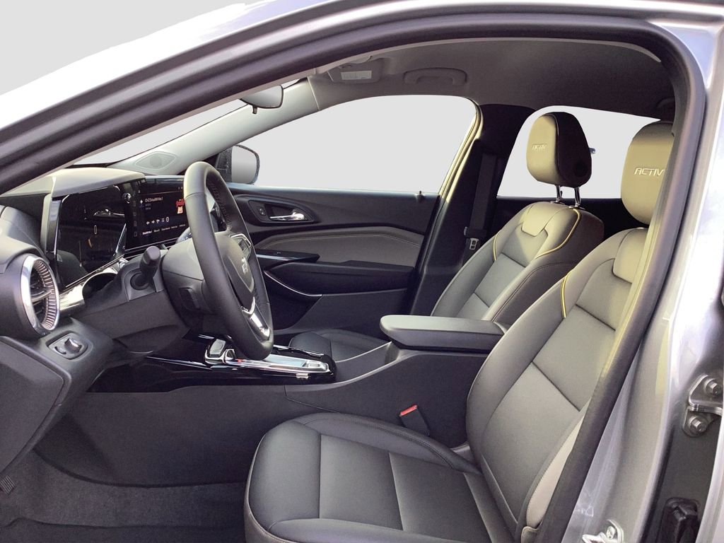 New 2026 Chevrolet Trax ACTIV w/ Driver Confidence Package image 9