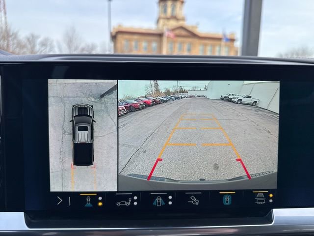 Used 2023 Chevrolet Silverado 1500 LT Trail Boss w/ LT Trail Boss Premium Package AWD/4WD image 20