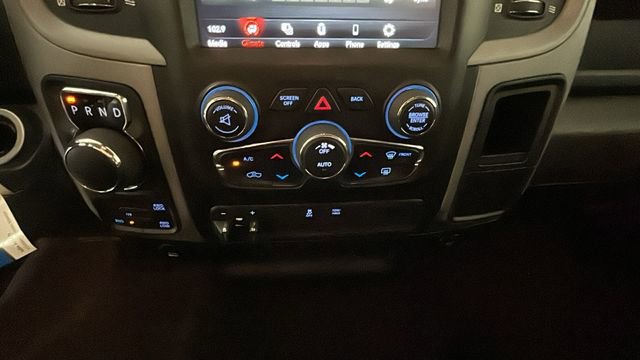Used 2021 RAM 1500 Express w/ Wheel & Sound Group AWD/4WD image 22