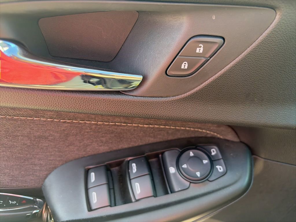 Used 2023 Chevrolet TrailBlazer ACTIV w/ Sun and Liftgate Package image 19