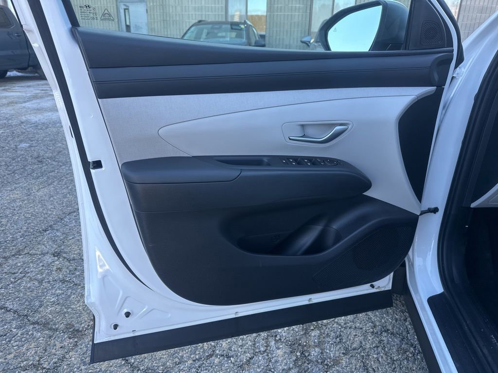 Used 2026 Hyundai Tucson SEL image 9