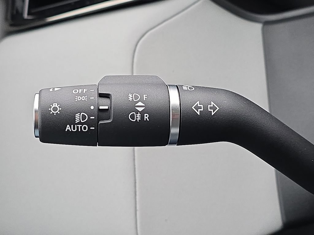 New 2026 Land Rover Range Rover Velar Dynamic SE AWD/4WD image 27