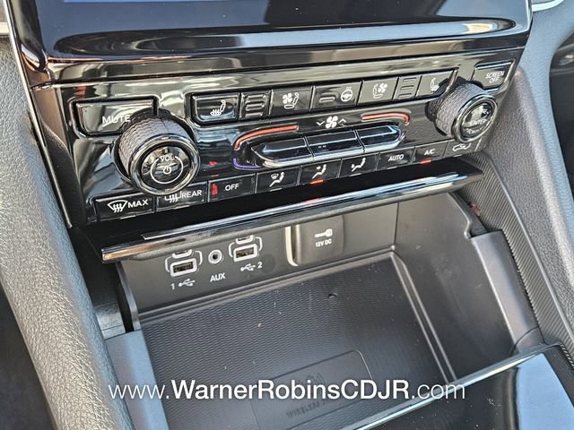 New 2025 Jeep Grand Cherokee Limited w/ Luxury Tech Group II image 23