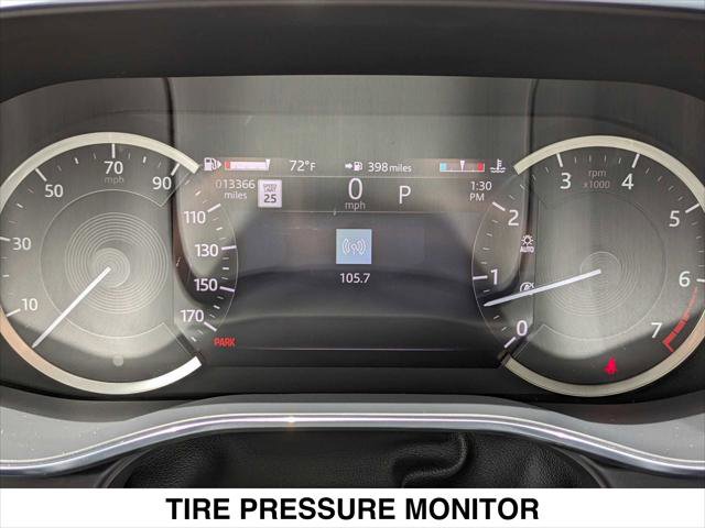 Used 2023 Jaguar F-PACE S image 14