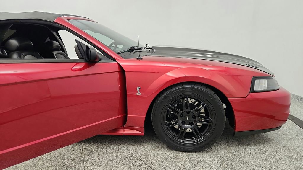 Used 2001 Ford Mustang Cobra RWD image 35