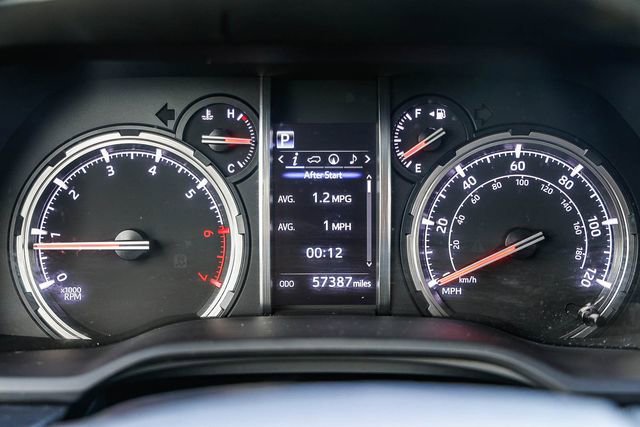 Used 2020 Toyota 4Runner TRD Off-Road Premium w/ Moonroof Package AWD/4WD image 27