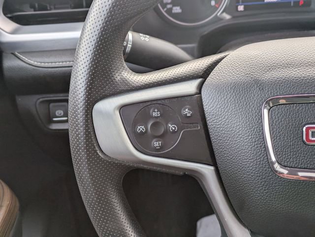 Used 2023 GMC Acadia SLE w/ Driver Convenience Package image 18