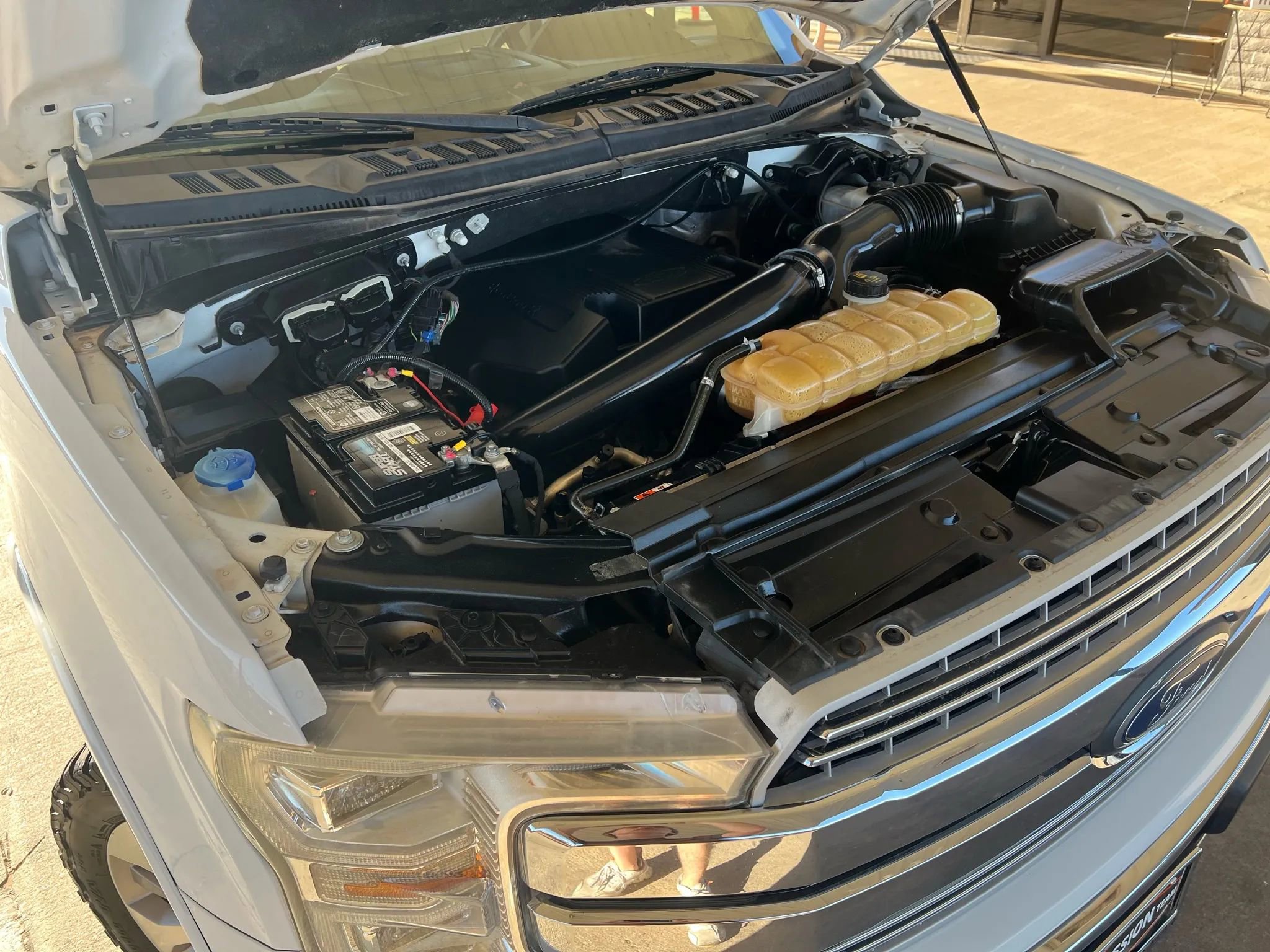 Used 2018 Ford F150 Lariat w/ Equipment Group 502A Luxury image 40