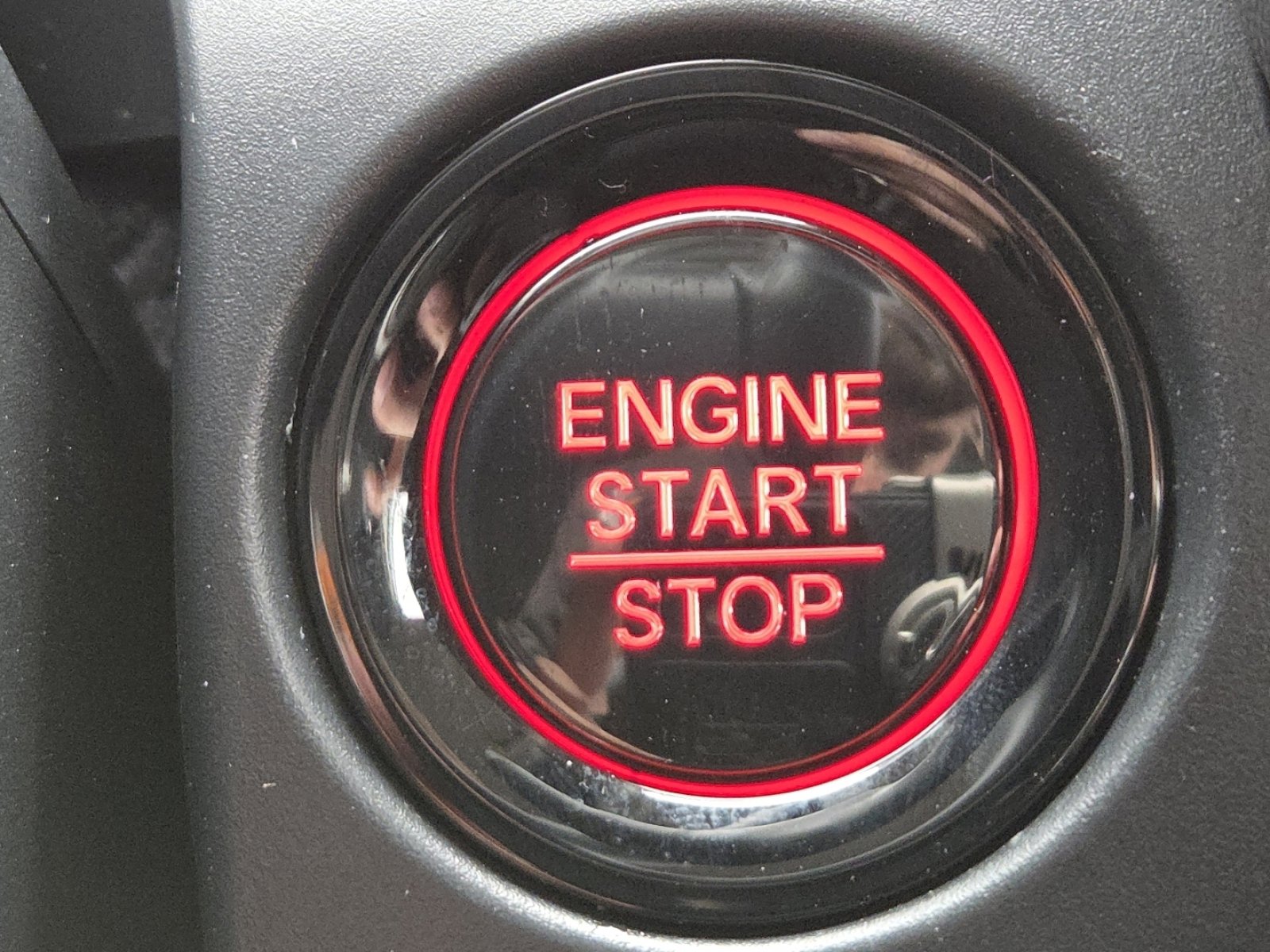 Used 2025 Honda HR-V LX image 33