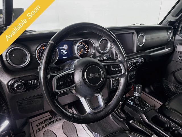 Used 2018 Jeep Wrangler Unlimited Sahara w/ Uconnect 4C Nav & Sound Group AWD/4WD image 9