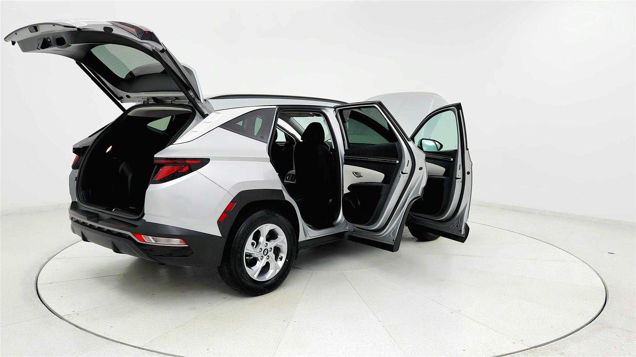 Used 2024 Hyundai Tucson SEL image 11