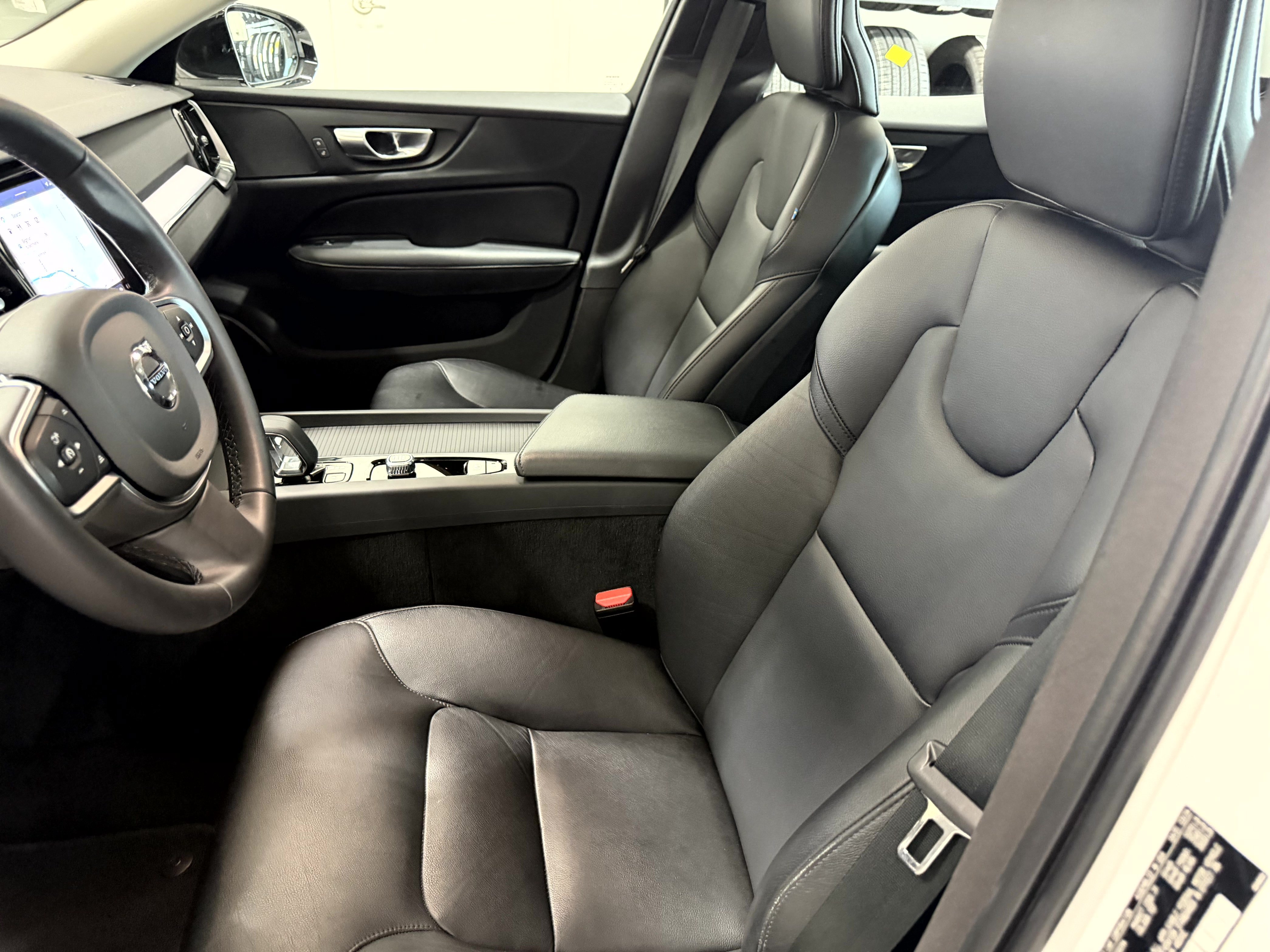 Used 2024 Volvo S60 B5 Core AWD/4WD image 12