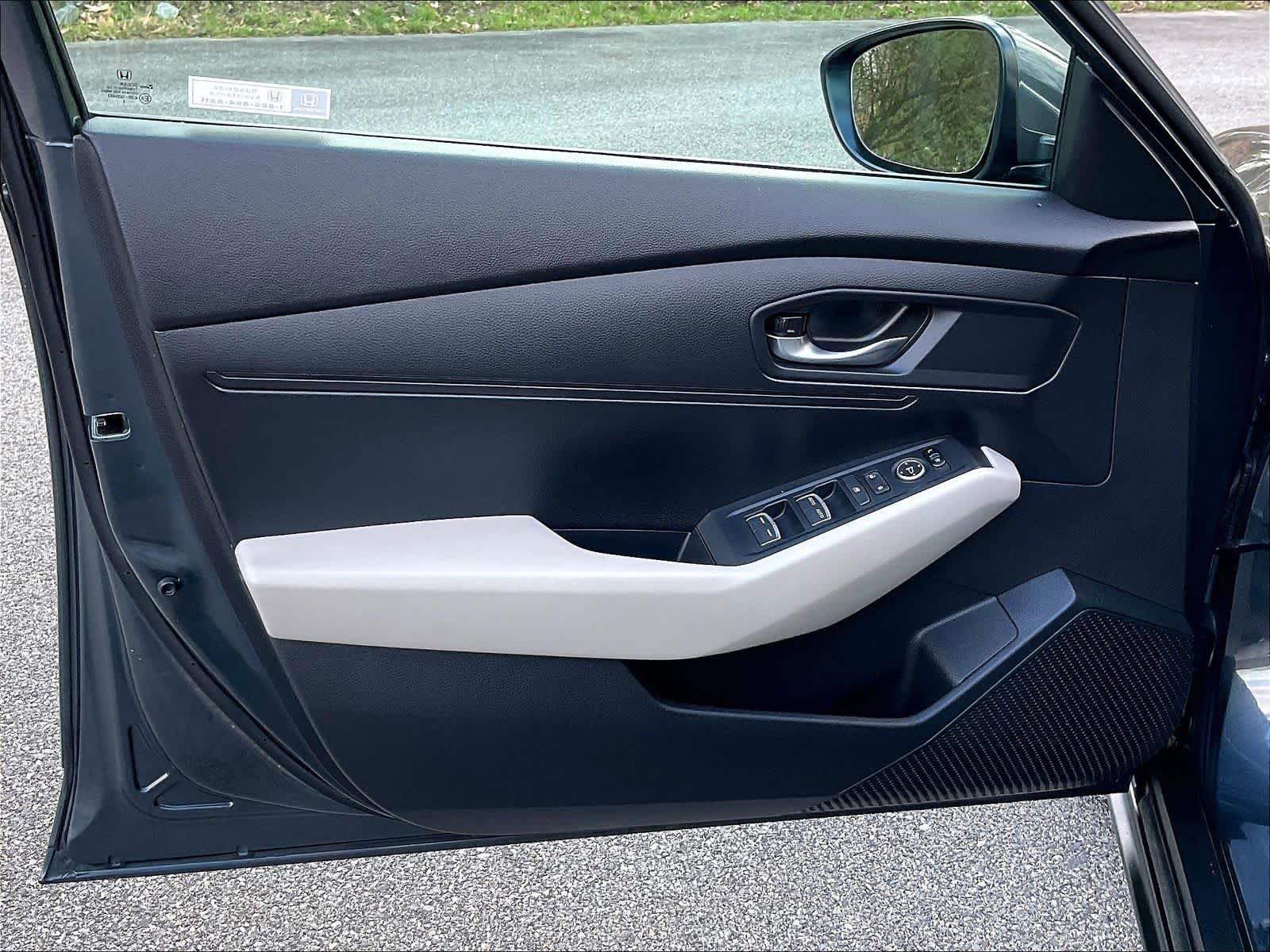 Certified 2024 Honda Accord LX image 9