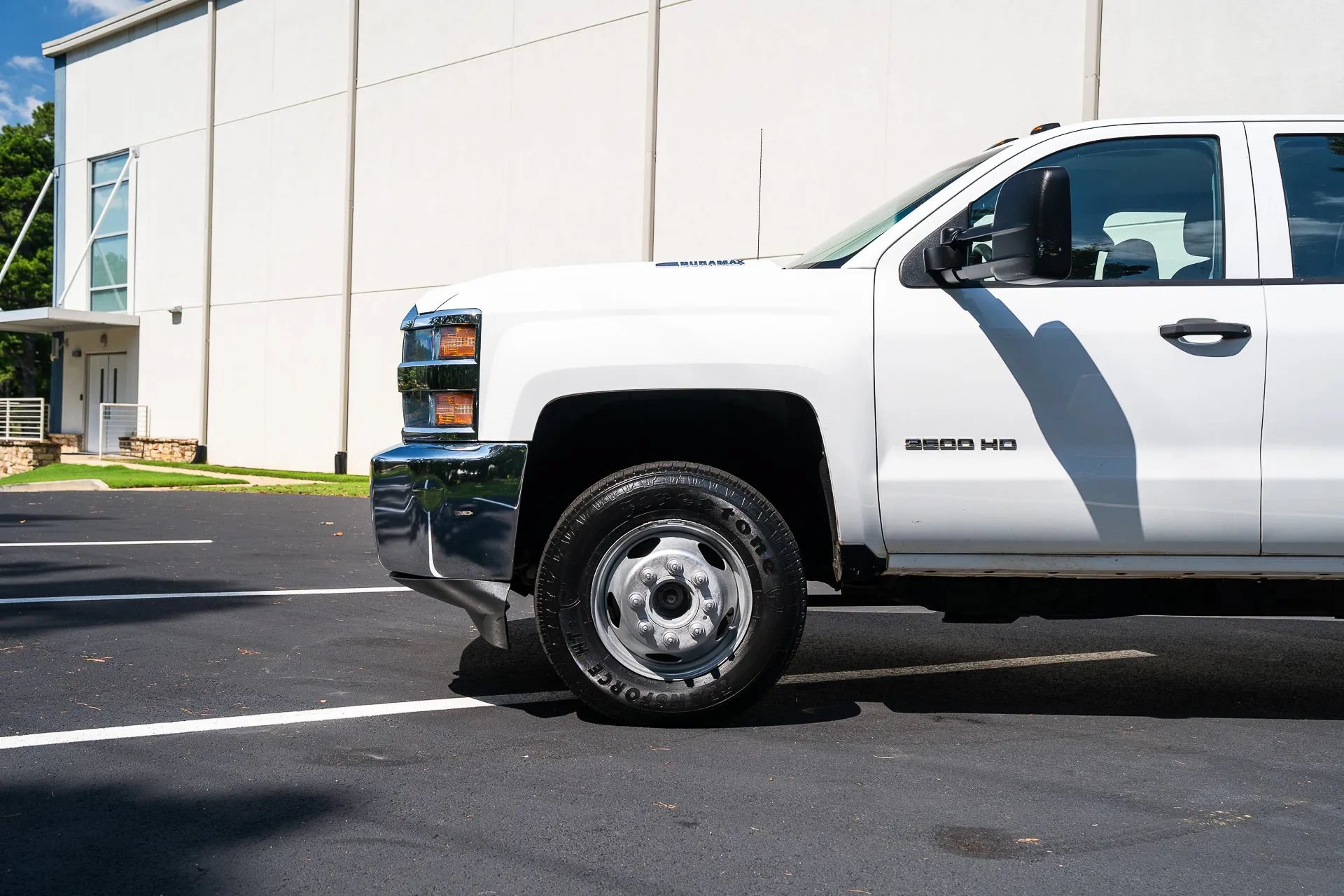 Used 2019 Chevrolet Silverado 3500 W/T AWD/4WD image 3