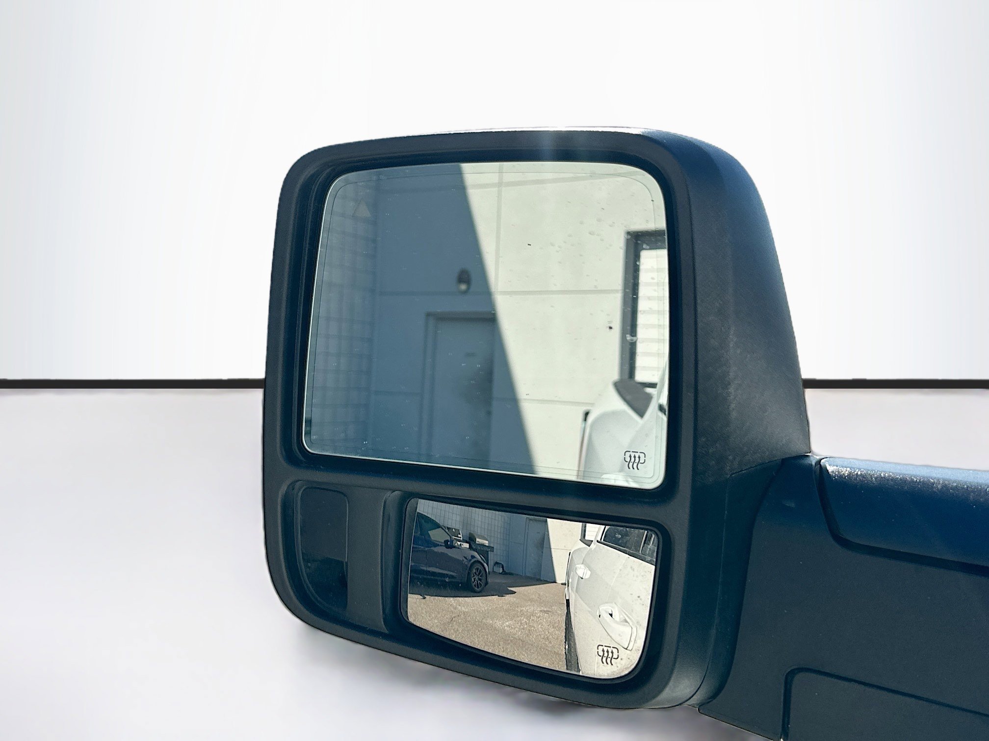 Used 2024 RAM 2500 Laramie w/ Safety Group image 16