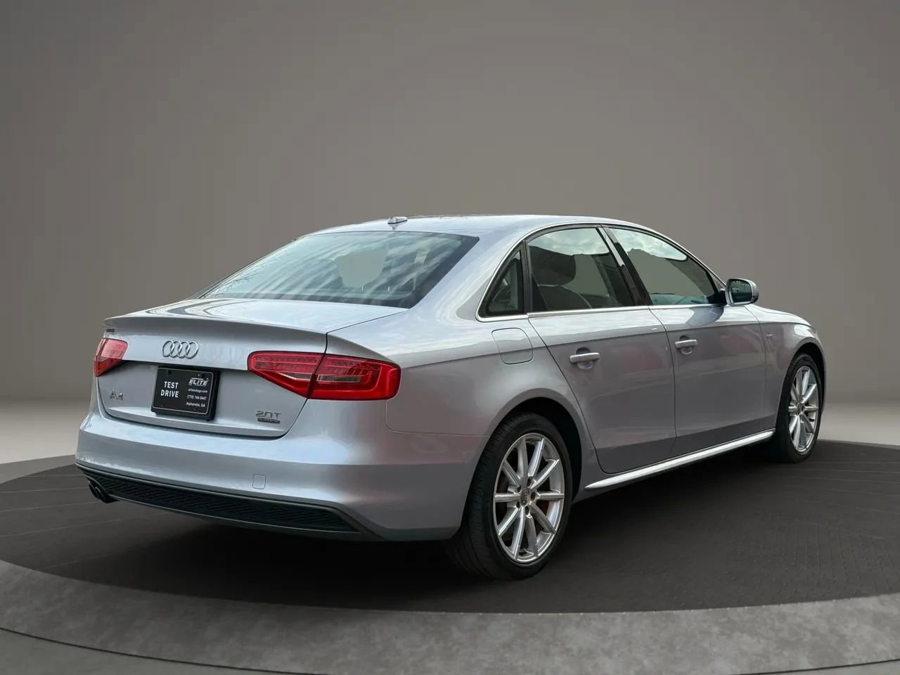 Used 2015 Audi A4 2.0T Premium w/ Audi MMI Navigation AWD/4WD image 4