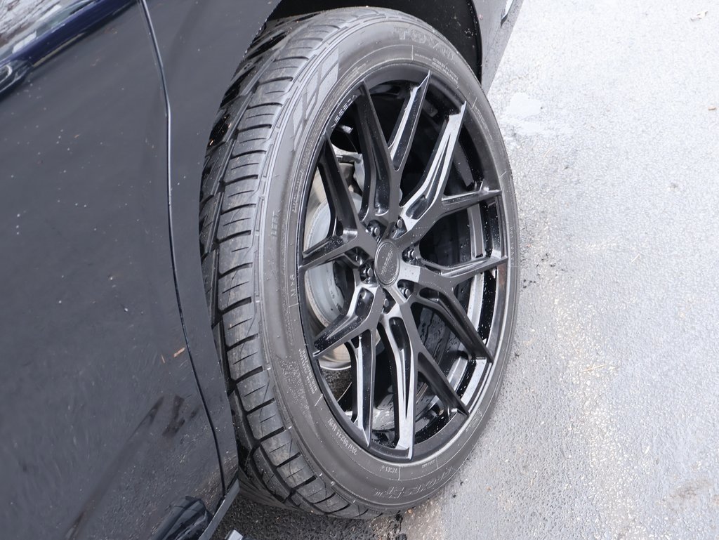 Used 2023 Cadillac Escalade Sport Platinum w/ LPO, ONYX Package image 42