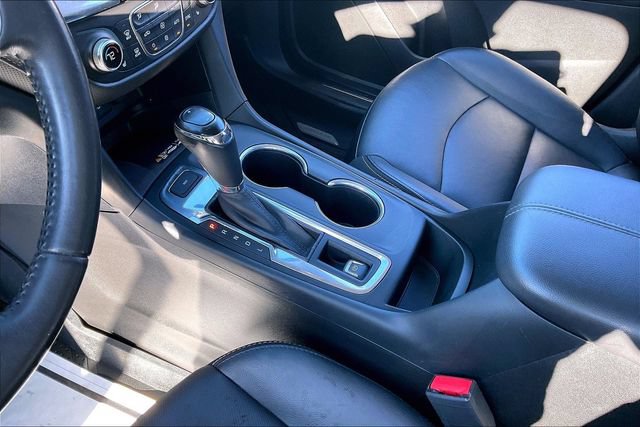 Certified 2019 Chevrolet Equinox Premier w/ LPO, Floor Liner Package AWD/4WD image 17