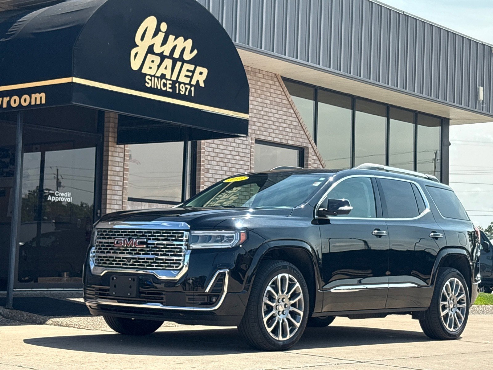 Used 2023 GMC Acadia Denali w/ Denali Ultimate Package