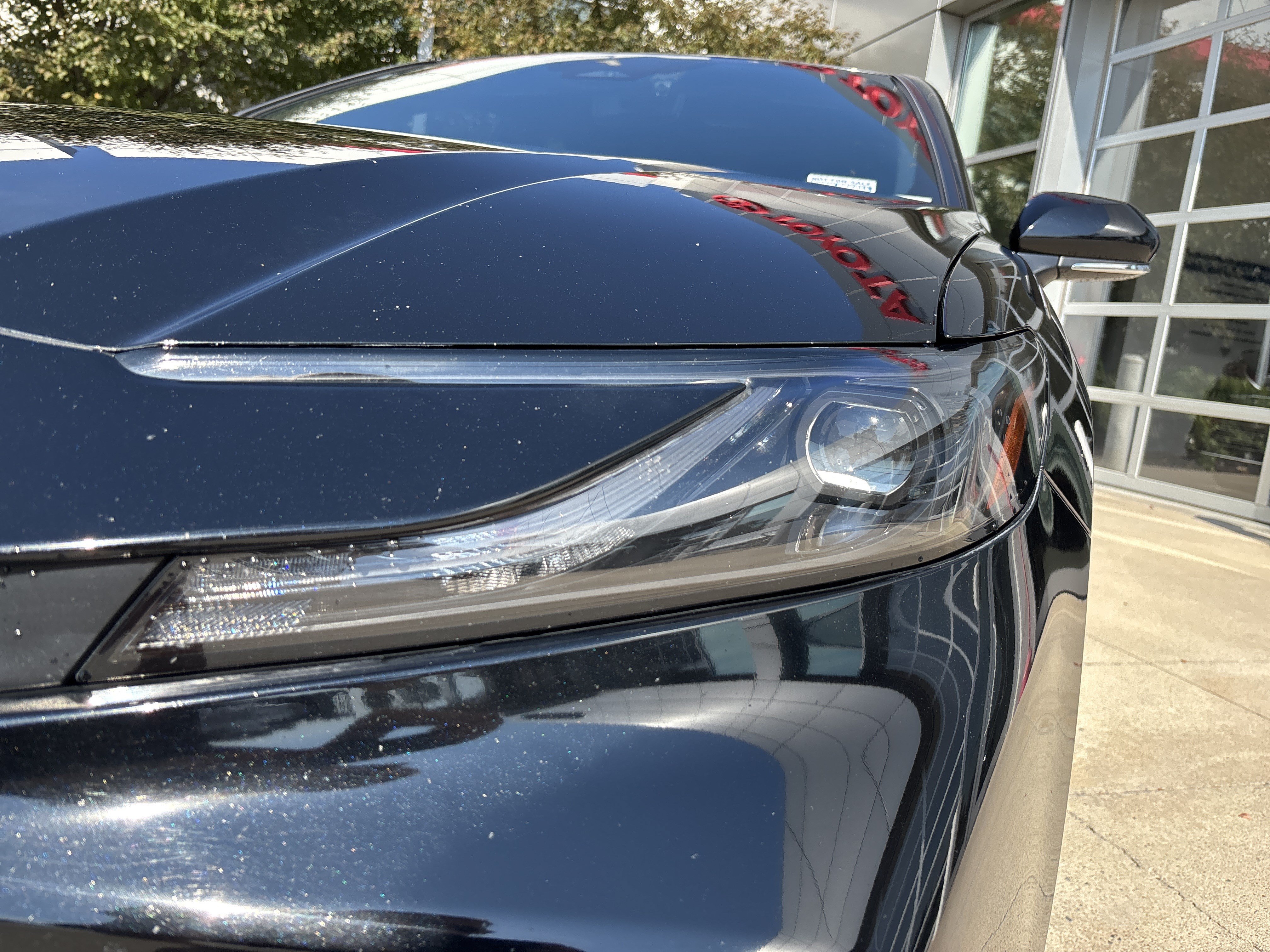 Used 2025 Toyota Camry SE FWD image 11