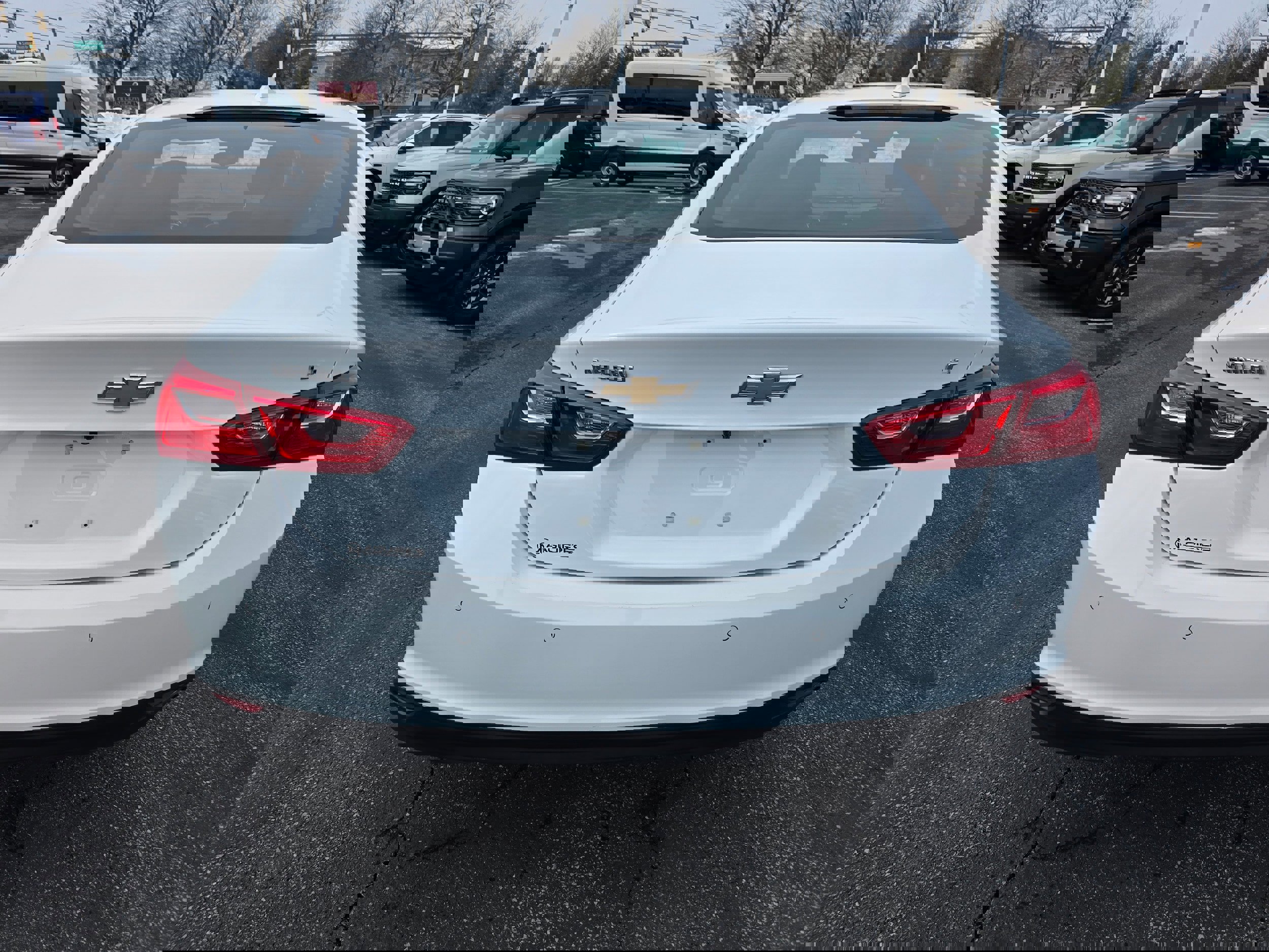 Used 2024 Chevrolet Malibu LT image 4