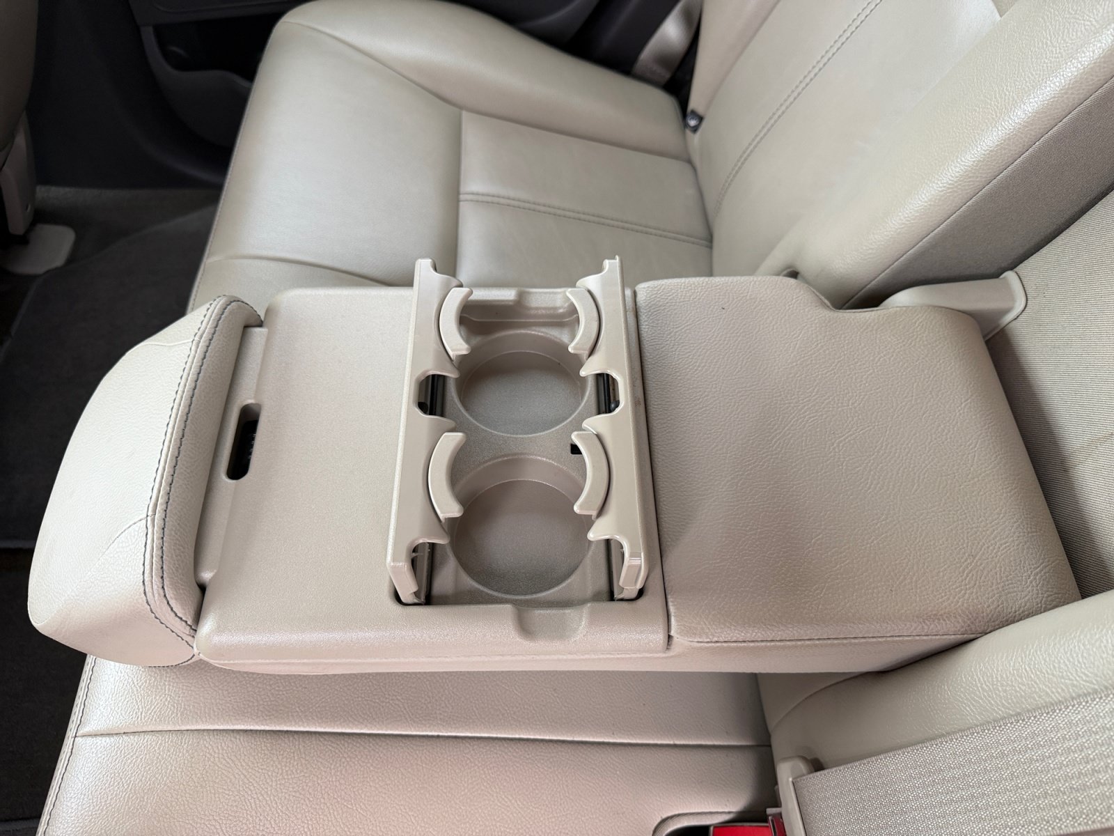 Used 2013 Ford Edge Limited FWD image 21