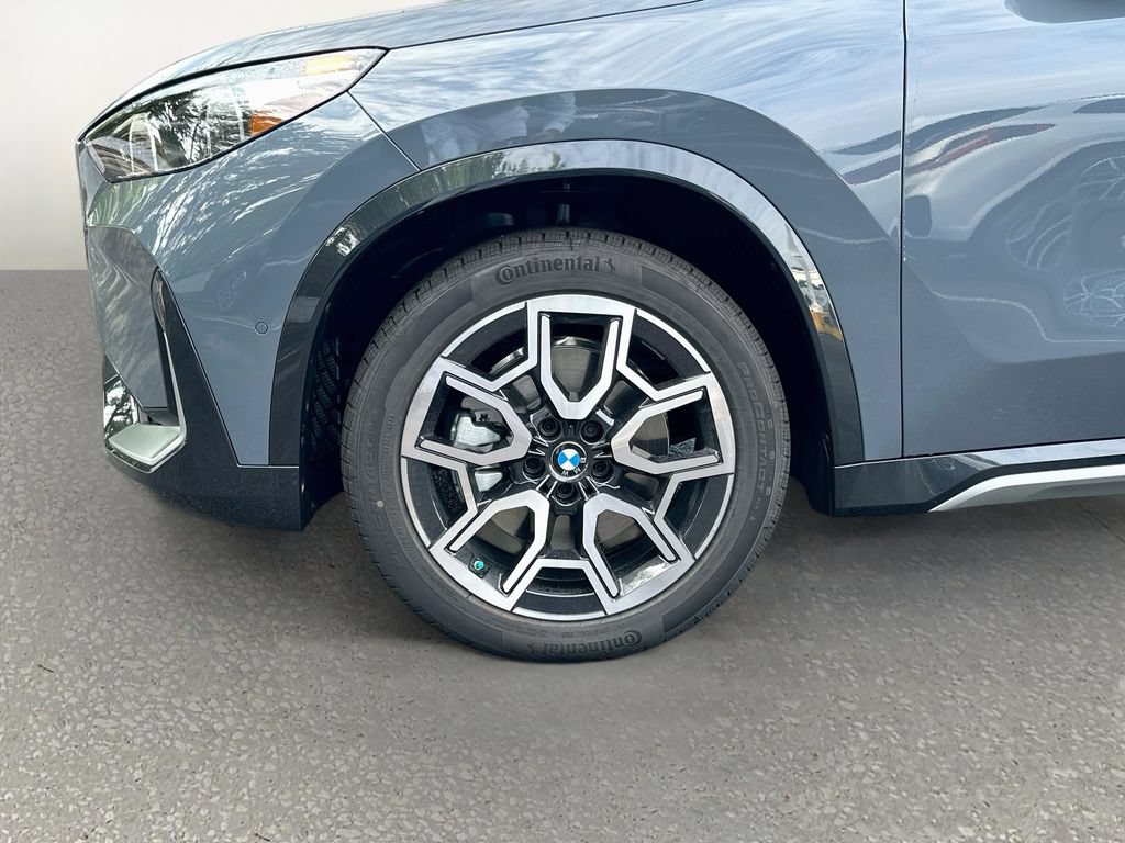New 2027 BMW X1 xDrive28i AWD/4WD image 32